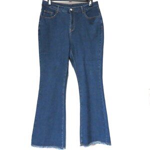 NWOT SHEIN Curve Dark Wash Fringe Hem High-Rise Flare Jeans Size 2x